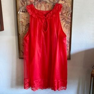 60s 70s VINTAGE | VANITY FAIR RED DOUBLE LAYER NYLON LACE VINTAGE LINGERIE SHEER